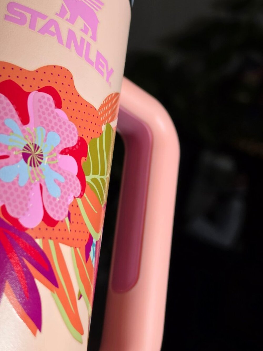 Stanley Mother's Day Quencher H2.0 40oz Tumbler - Sorbet Tropic Pink Floral - Picture 12 of 16